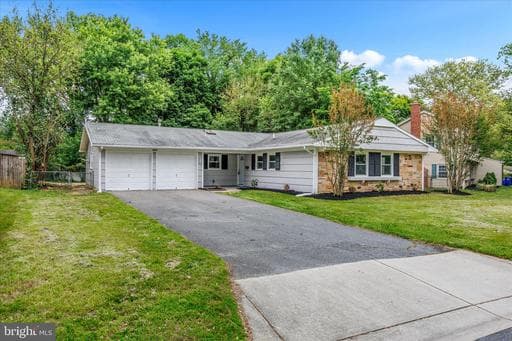 4001 YARMOUTH LANE