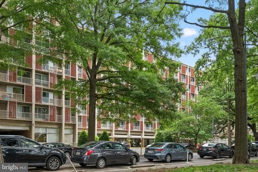800 4TH STREET N307