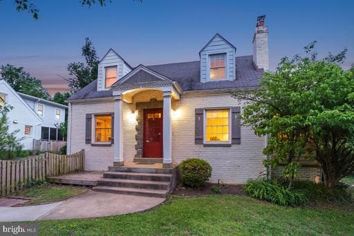 517 ETHAN ALLEN AVENUE - Photo 1