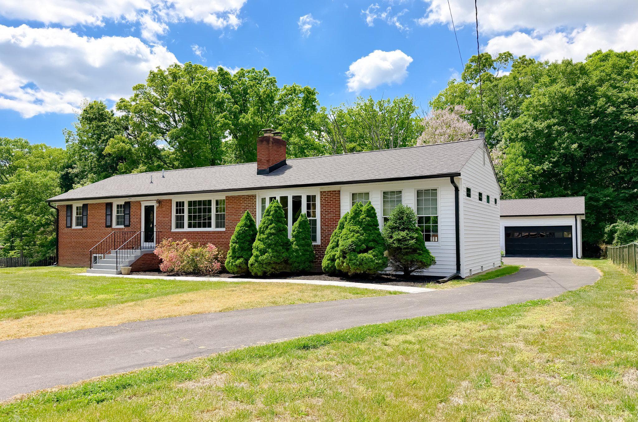 12421 Parker Ln, Clinton, MD 20735-4555, United States - Photo 1