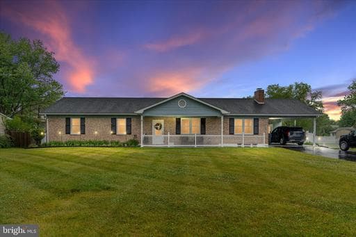 106 Essex Cir, Stephens City, VA 22655-5927, United States - Photo 1