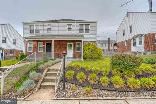 206 MARYLAND AVENUE - Photo 1
