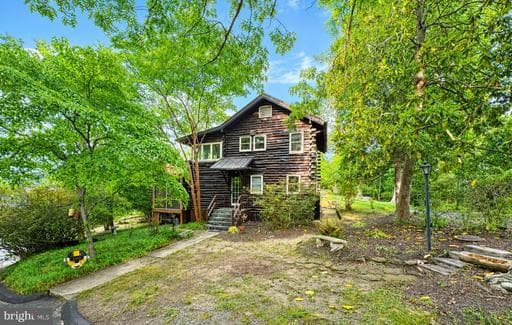 2342 ACACIA ROAD - Photo 1