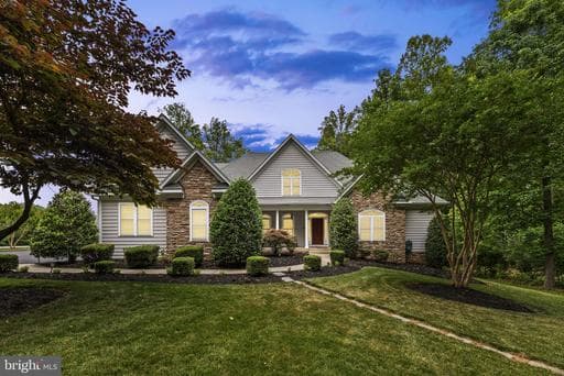 126 VILLAGE DRIVE - Photo 1