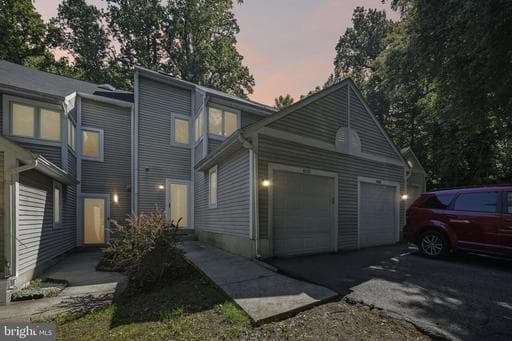 4922 WEALDING WAY - Photo 1