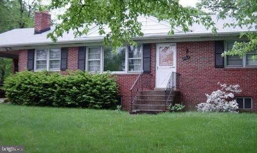 2221 Tonga Dr, Fort Washington, MD 20744-3945, United States - Photo 1