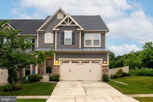 8316 PONDVIEW DRIVE - Photo 1