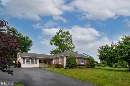 12806 BABCOCK LANE - Photo 1