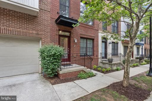 5623 44TH AVENUE - Photo 1