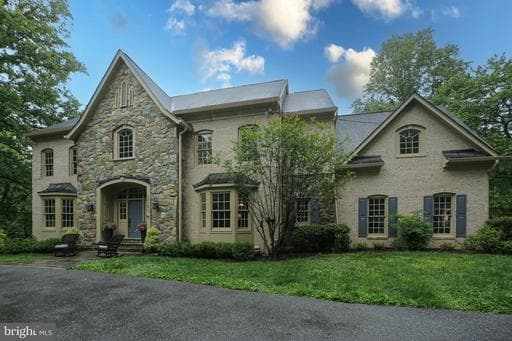 13101 RIDGE DRIVE - Photo 1