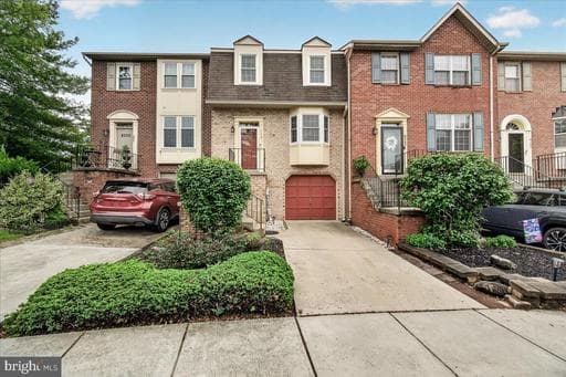 8241 WATERSIDE COURT - Photo 1