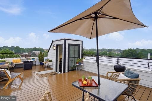 256 15TH STREET 7