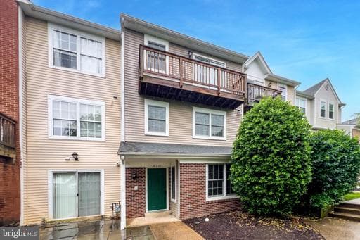8005 Coachcrest Ct, Manassas, VA 20109-7614, United States - Photo 1