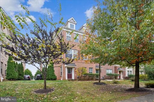9828 USHERS PLACE - Photo 1