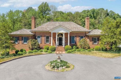 935 GARTH RD,CHARLOTTESVILLE,VA,22901,ALBEMARLE