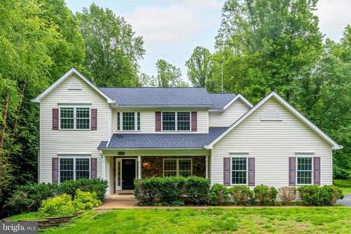 9085 GROUNDHOG LANE - Photo 1