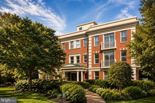1555 N COLONIAL TERRACE 600