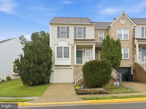 6845 MALTON COURT - Photo 1