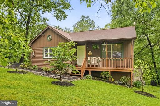 4713 CHIPPEWA DRIVE - Photo 1