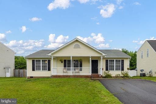 10322 WISTERIA DRIVE - Photo 1