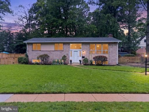 5502 KEMPTON DRIVE - Photo 1