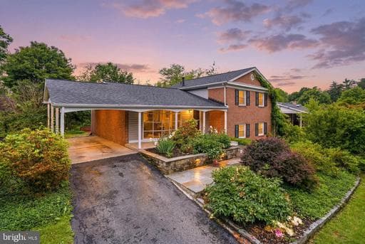 1400 STRATTON DRIVE - Photo 1