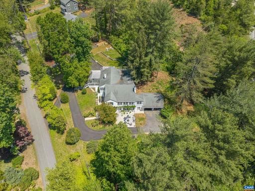 104 BUCKINGHAM CIR,CHARLOTTESVILLE,VA,22903,ALBEMARLE