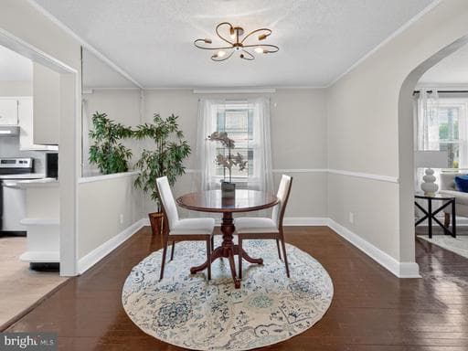 2509 CANTERBURY ROAD - Photo 1