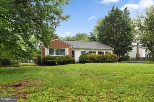 7293 BROWNS BRIDGE ROAD - Photo 1