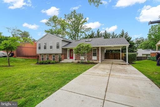 2230 Chestertown Dr, Vienna, VA 22182-5035, United States - Photo 1