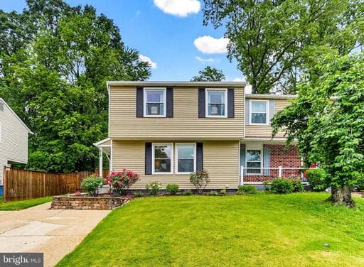 614 MCKINWAY - Photo 1
