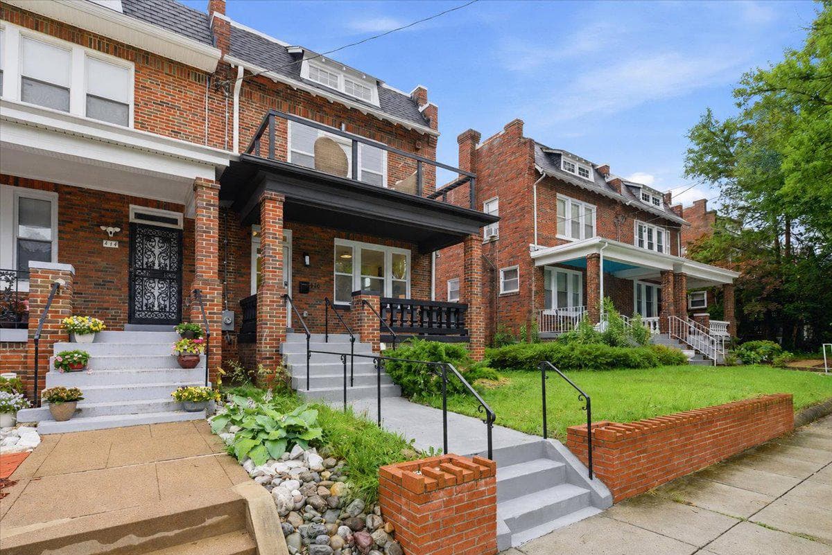 416 Oneida Pl NW, Washington, DC 20011-2151, United States - Photo 1