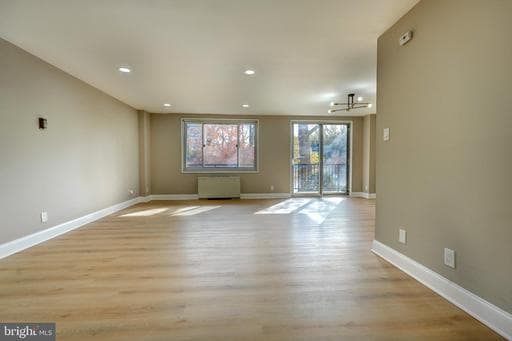 1900 LYTTONSVILLE RD #211,SILVER SPRING,MD,20910,MONTGOMERY