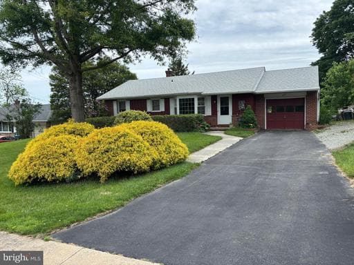 407 PEARL STREET - Photo 1