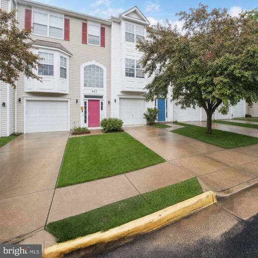 405 DONELSON LOOP