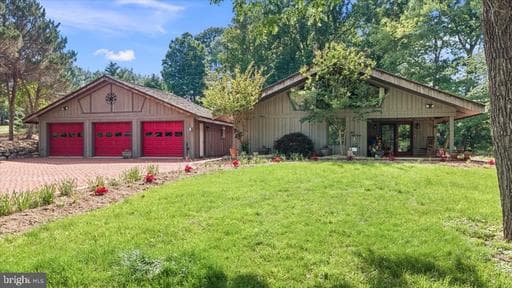 356 River View Dr, Verona, VA 24482-2547, United States - Photo 1