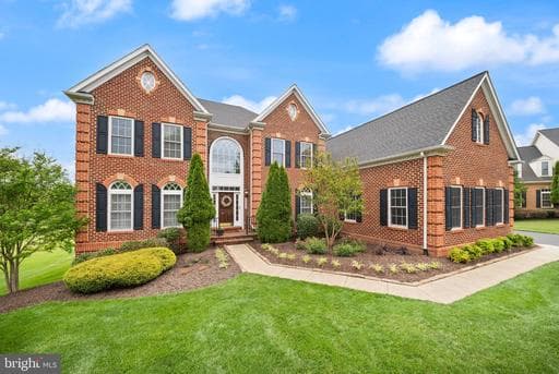 42598 UNBRIDLEDS SONG PLACE - Photo 1