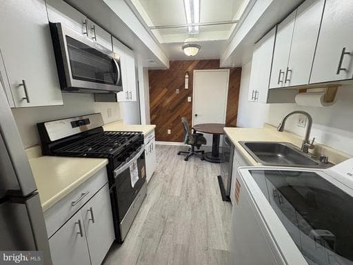 10241 PRINCE PLACE 27-203