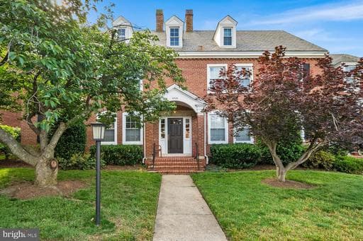 4520 36TH STREET B2