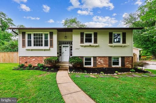 4300 MARIONET STREET - Photo 1