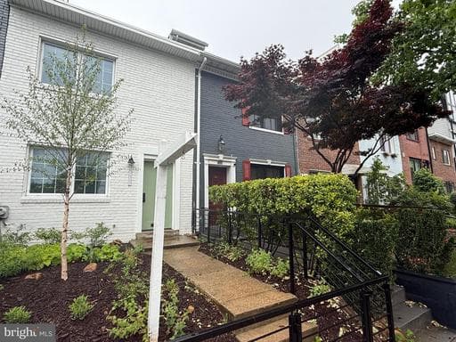 1527 K STREET - Photo 1