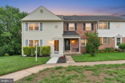 8683 POINT OF WOODS DRIVE - Photo 1