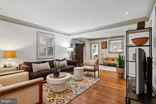 3103 Walnut St NE, Washington, DC 20018-4017, United States