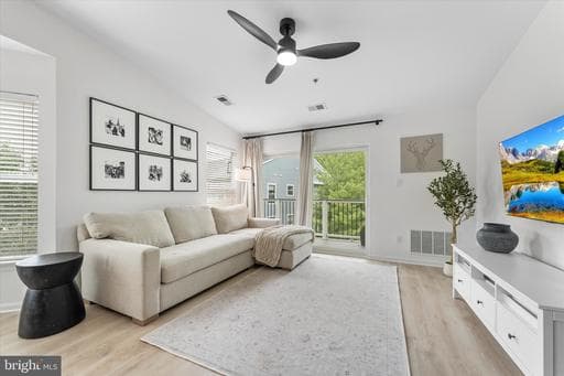 44096 NATALIE TERRACE 301 - Photo 1