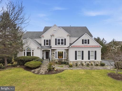 1465 MAYHURST BOULEVARD - Photo 1