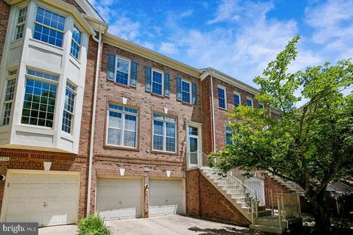 9574 LAGERSFIELD CIRCLE - Photo 1
