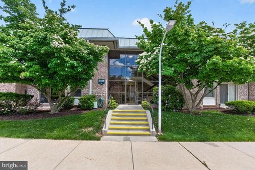 3406 CHISWICK COURT 47-2A - Photo 1