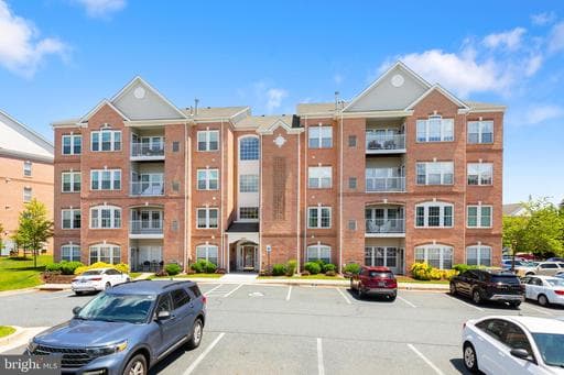 9601 AMBERLEIGH LANE 9601D - Photo 1