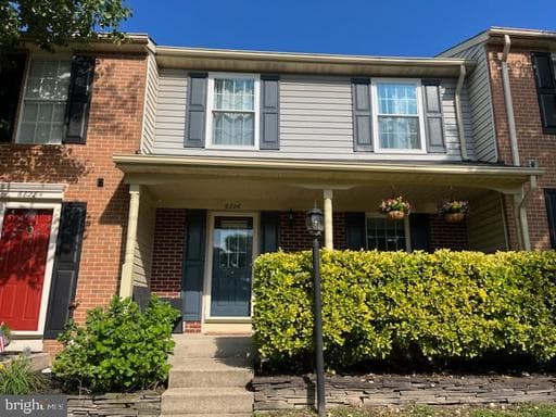 6826 ERICKA AVENUE - Photo 1