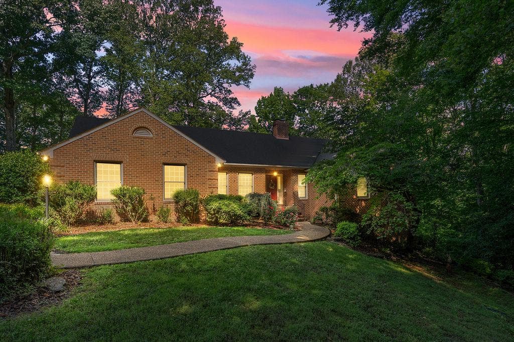 5513 River Rd, Fredericksburg, VA 22407-2236, United States